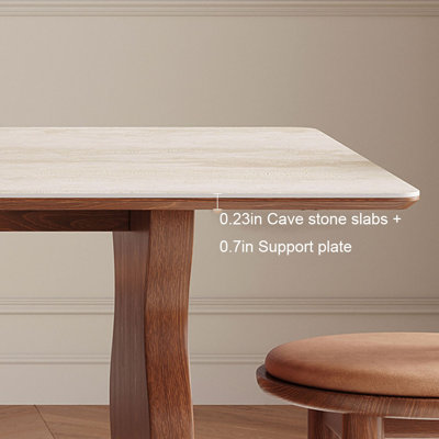 Table et chaises de salle à manger simples