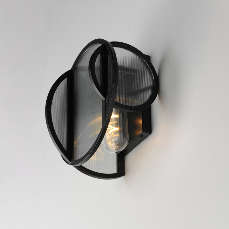 Crux 1 - Light Outdoor Sconce