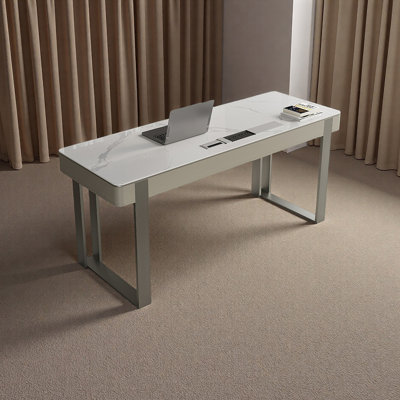 Bureau d'ordinateur Orgesa