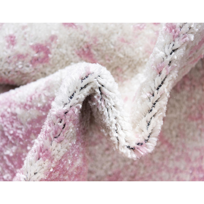 Tapis rose Rizo, Rectangle 3 pi 1 po x 5 pi 3 po