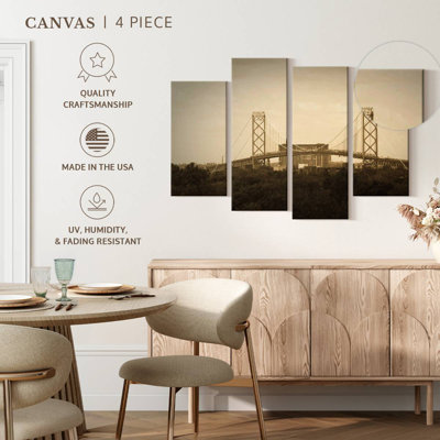 Lilie Vintage Ambassador Bridge