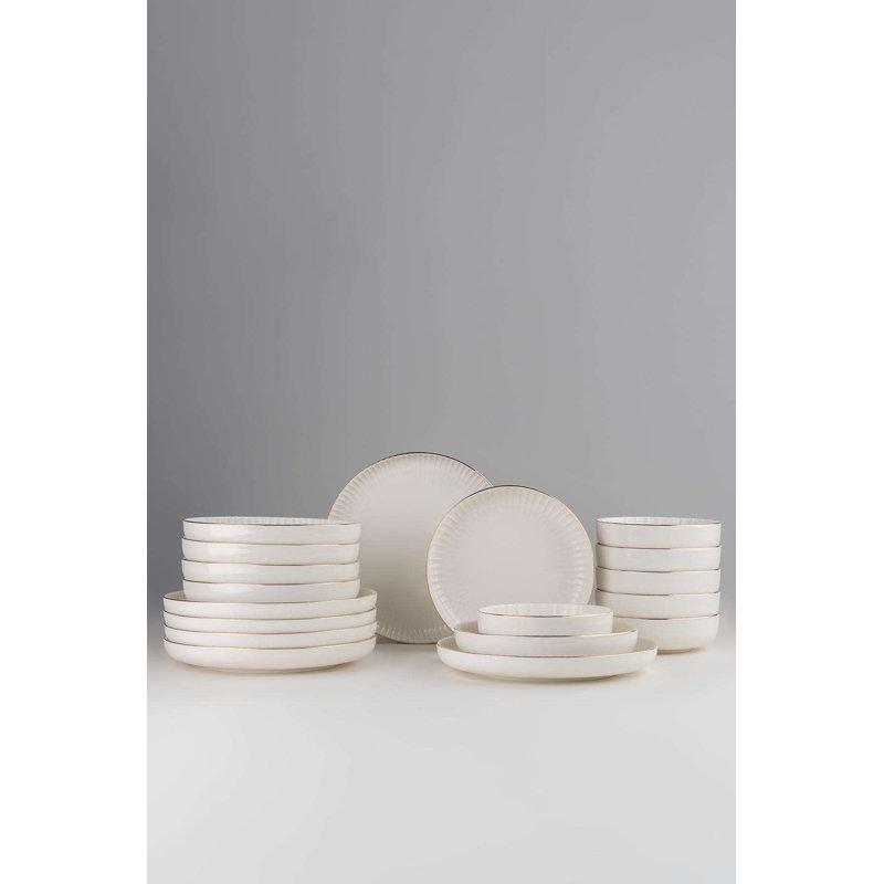 Service de table élégant 18 pièces, porcelaine dorée | Comprend 6 assiettes de service (9,4 po), 6 assiettes profondes (9,1 po), 6 bols (5,9 po) | Design luxueux, parfait pour les repas formels et les réceptions, ne va pas au lave-vaisselle ni au micro-ondes