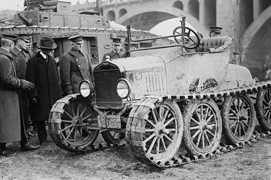 Fabriqué en voiture militaire sur rail-reproduction de photo, H 28 po x l 42 po x P 1,5 po