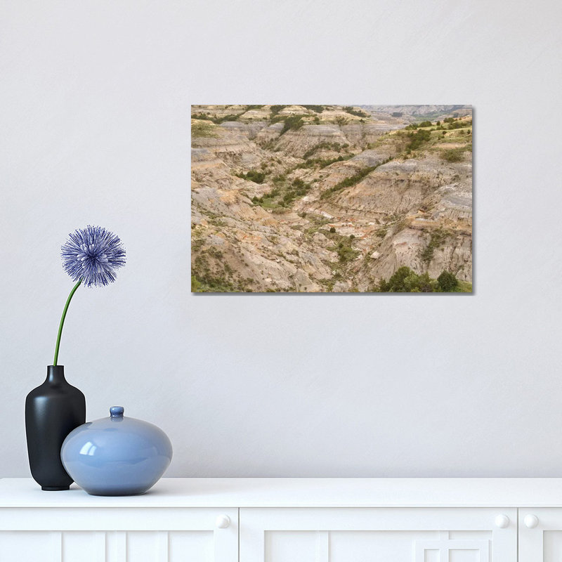 North Dakota Badlands by Brian Wolf - Wrapped Canvas Print, 30.48 cm H x 45.72 cm W