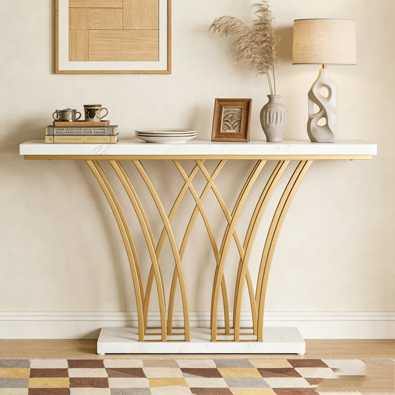 Console en faux marbre avec base géométrique en métal