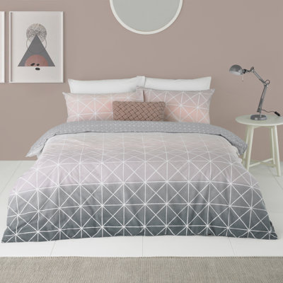Geometric Shapes Duvet Cover Set with Pillowcases Included