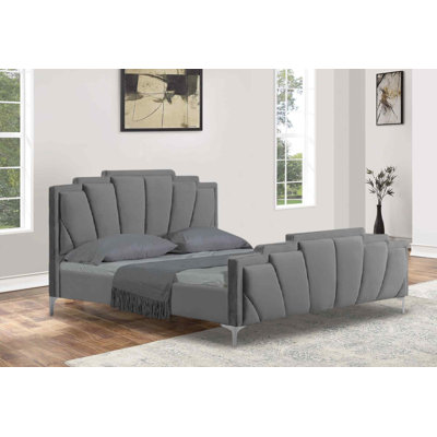 Upholstered Velvet Bed