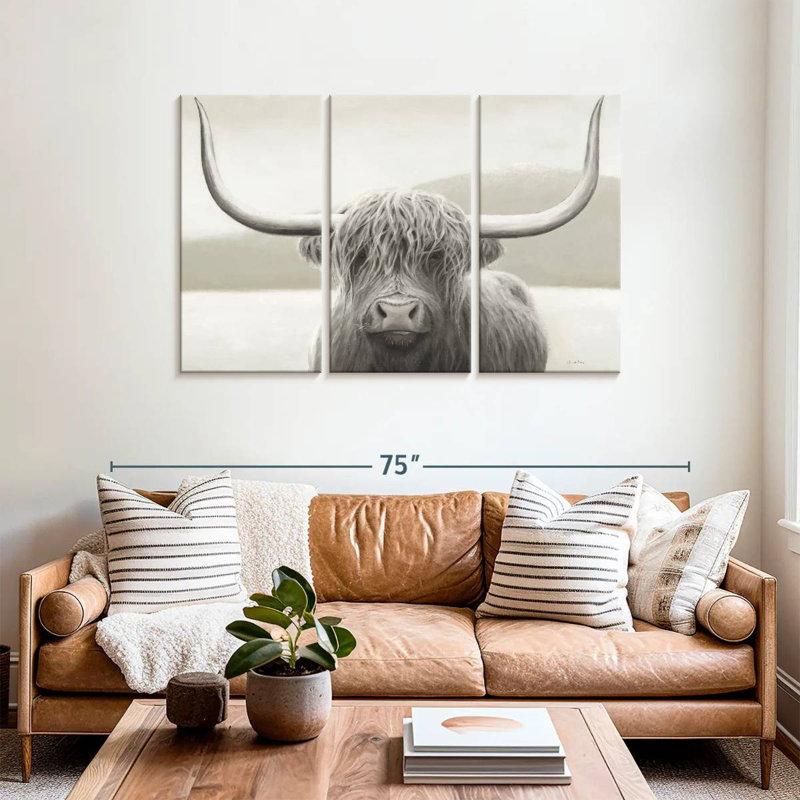 Highland Cow Neutral I, H 36 po x l 57 po