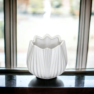 Girish Ceramic Table Vase