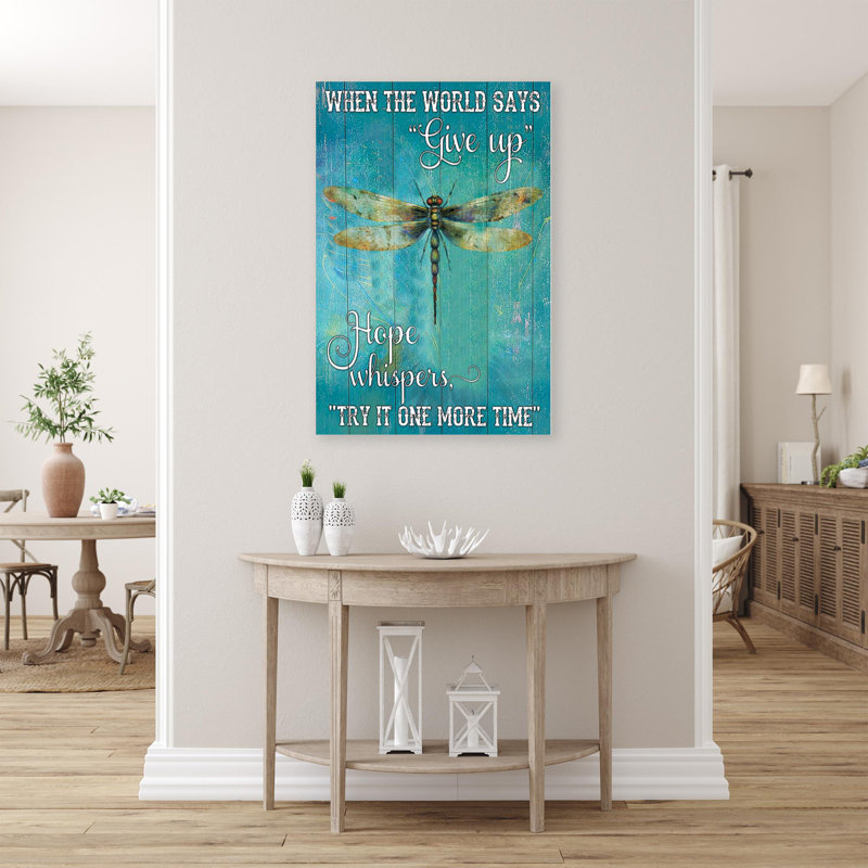 «Dragonfly Hope Whispers», impression sur toile, H 36 po x l 24 po x P 1,25 po