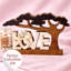 Elfgund fait à la main «LOVE» sous l'arbre, sculpture en bois symbole de l'harmonie, décoration de la Saint-Valentin pour la maison