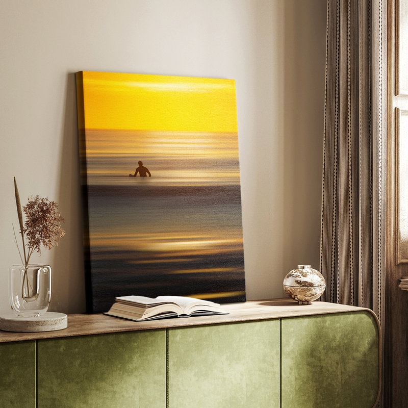 "Alone in the Calm", reproduction d'art encadrée sur mesure