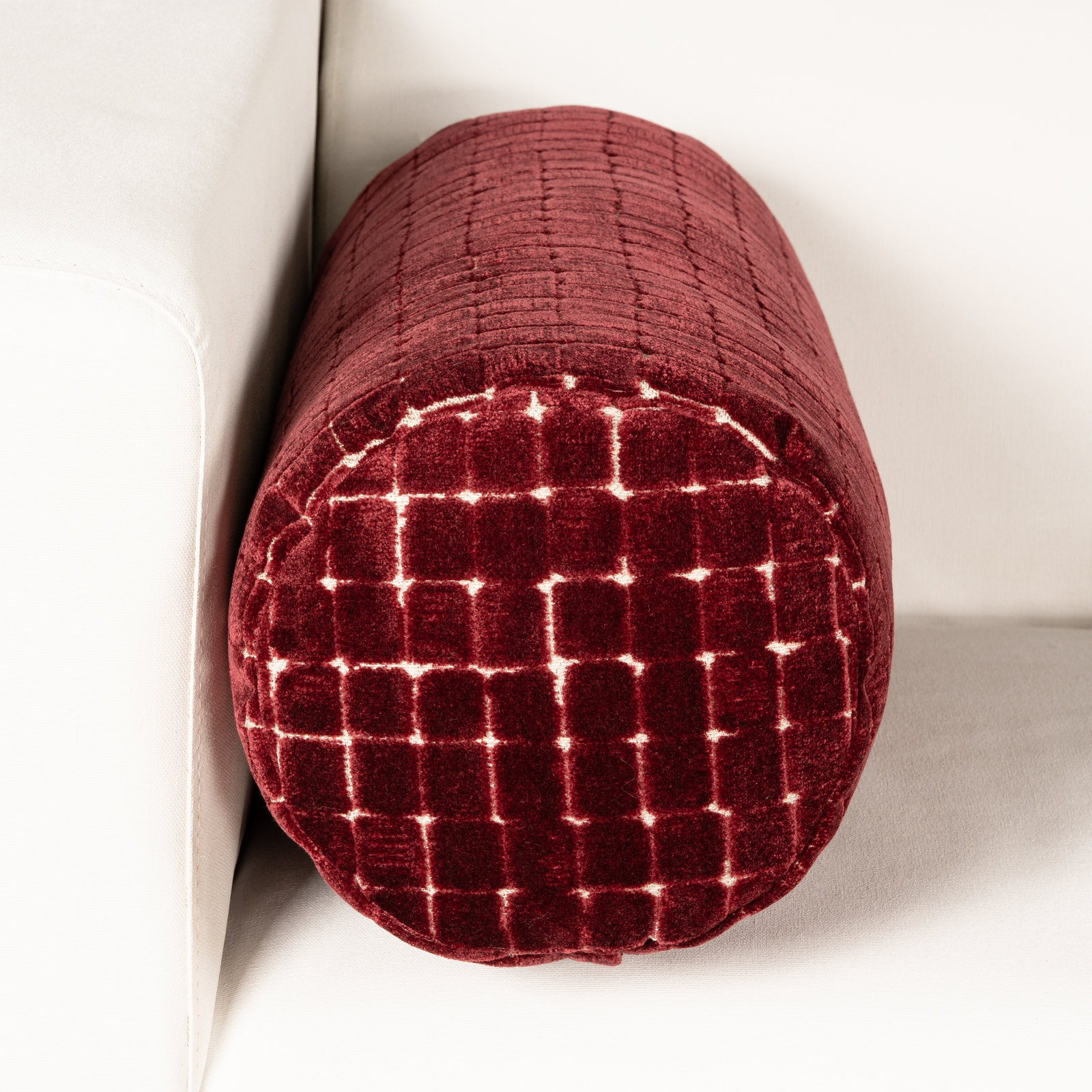 Salvador Throw Pillow, Cranberry, Polyfill, 21" x 8"