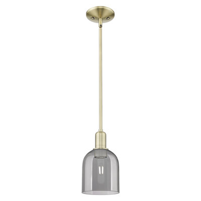 Arcadia - Berbor - Mini-luminaire suspendu 1 tige 6 po - Finition laiton antique - Abat-jour fumé clair