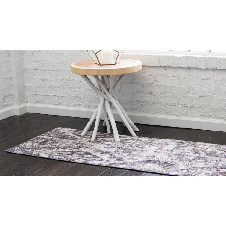 Leanora Geometric Indoor Rug
