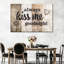 «Kiss Me Goodnight», impression sur toile-827331928
