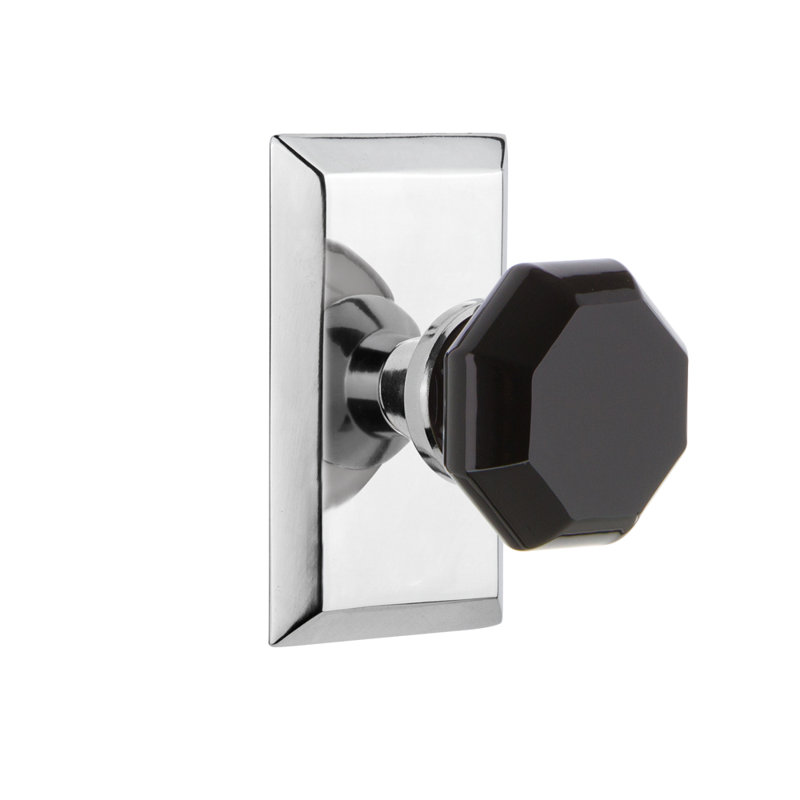 Plaque Studio avec bouton de porte Waldorf noir, 2 3/8 po, Chrome brillant
