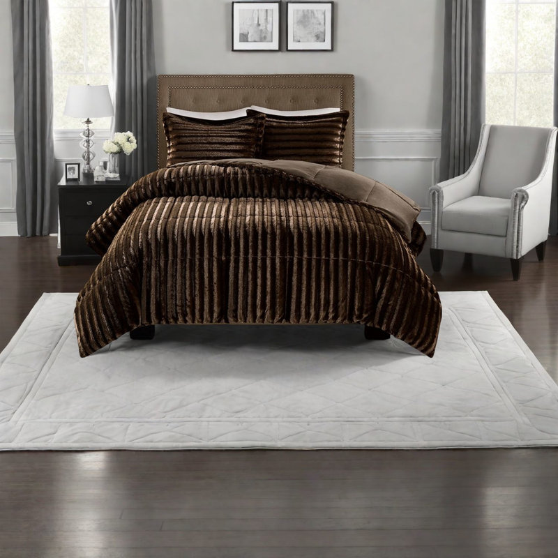 Luxurious Faux Fur Bedding Sets, Polyester Comforter, Modern Home Decor