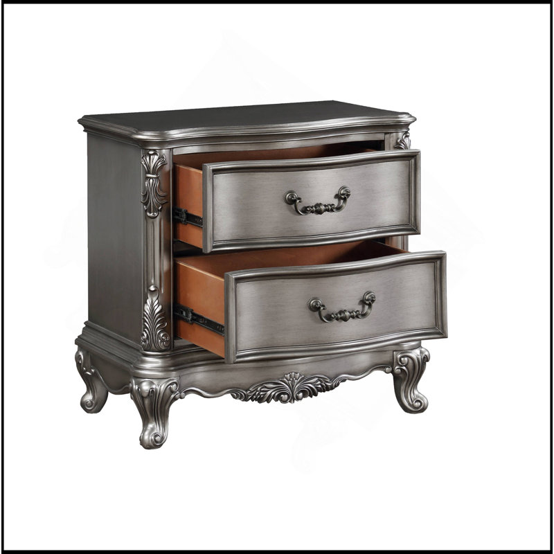 Table de chevet antique à finition platine