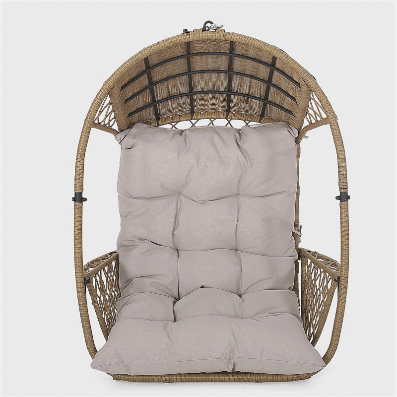 Chaise suspendue au Mali