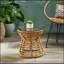 Table d'appoint charmante en osier avec plateau en verre trempé pour l'extérieur et décor bohème chic