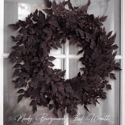 Faux Plastic 24'' Wreath