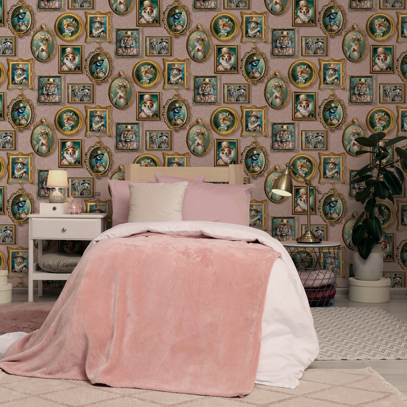 Regal Beasts, Pink