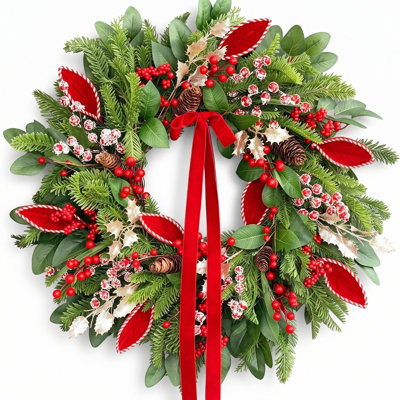 Couronne de Noël artificielle en pin de 61 cm avec nœud en velours rouge, baies rouges, pomme de pin et feuille de houx dorée, décoration hivernale pour la porte d'entrée, le porche, le foyer et le foyer.