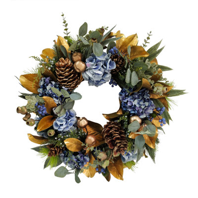 HOLIDAY HYDRANGEA WREATH