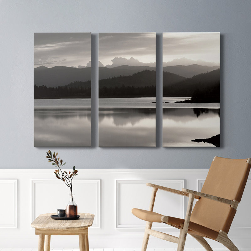Salish Mountains - 3 pièces sur toile tendue, H 60 po x l 120 po x P 1 po