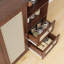 Buffet en rotin avec tablette réglable