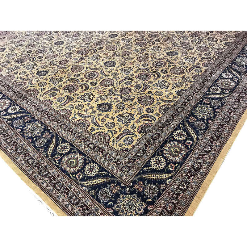 Manchuria Wool Southwestern Area Rug in Beige/Black