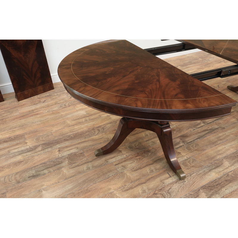 Round Mahogany Dining Table Opens To 10 Feet  Seats 12