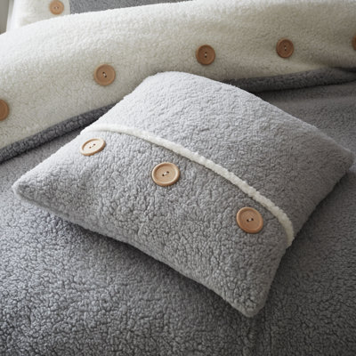 So Soft 2 Tone Buttoned Sherpa