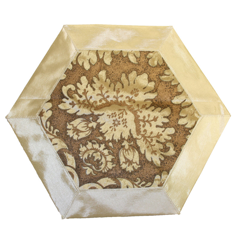 Royal Velvet Doilie Placemat, Gold