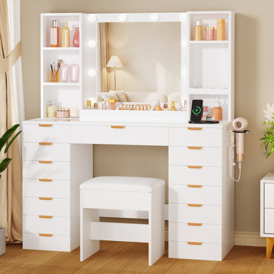 Adriel Vanity