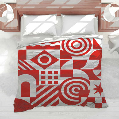 Red White Geometric Shapes Comforter