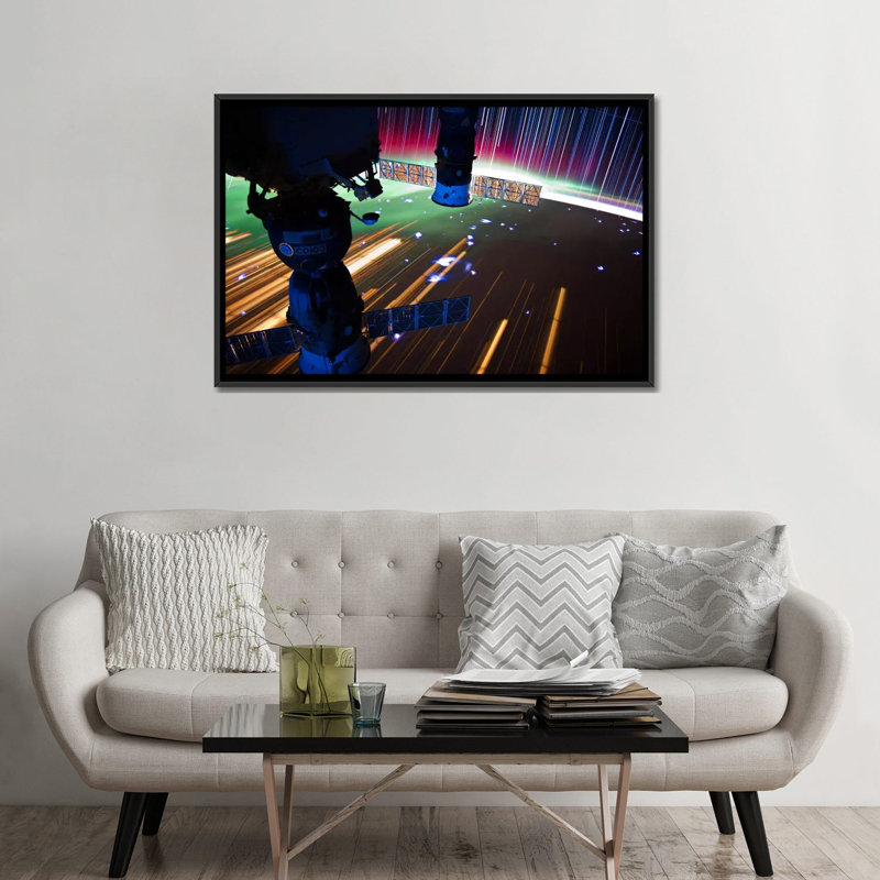 Astronomie et espace "Long Exposure Star photograph from Space VI", impression sur toile, H 18 po x l 26 po x P 1,5 po
