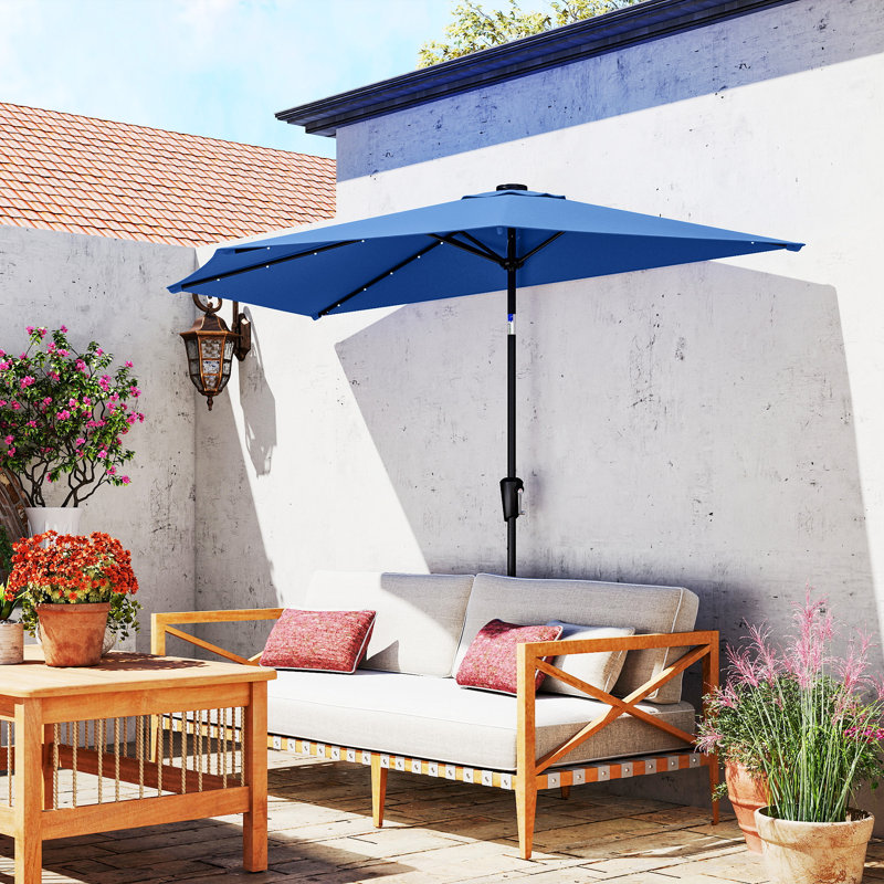 Demi-parasol d'extérieur 9 pi avec lumières solaires à DEL 9 pi, bleu marine, Marine