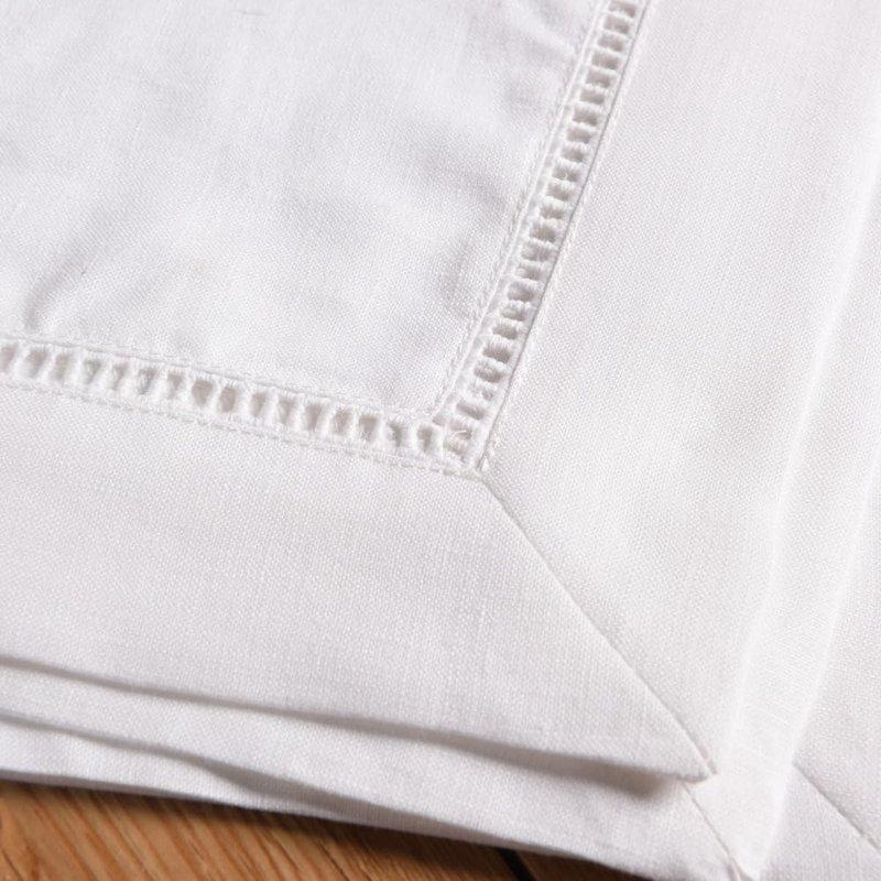 Simple&opulence 100% Linen Napkins - (pack Of 4) - Premium (hemstitch Border) Reusable Washable Durable Daily Use, White