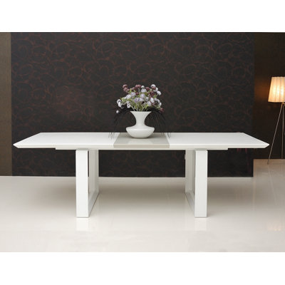 Natalia Extendable Dining Table