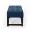 Banc moderne avec repose-pieds
