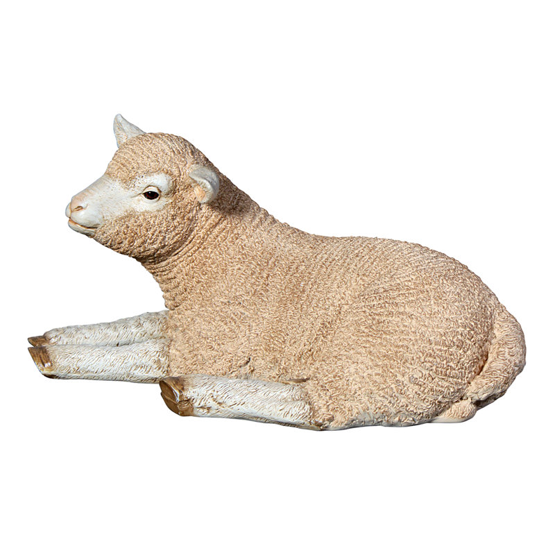 Statue agneau de taille vie de brebis merino