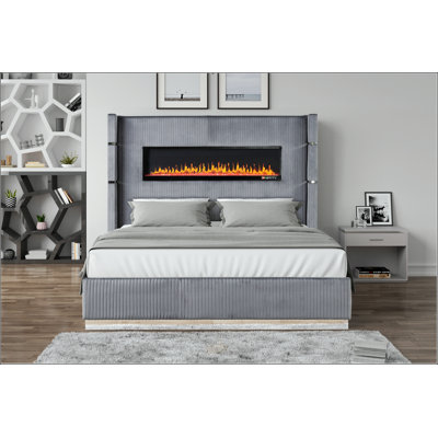 Grand lit en tissu d'ameublement