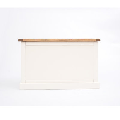 Isidoro Blanket Chest