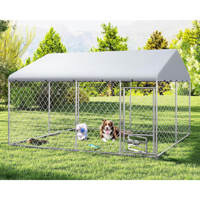 Niche pour chien 10 pi x 10 pi à l'extérieur avec auvent résistant à l'eau, alimentation et porte en argent