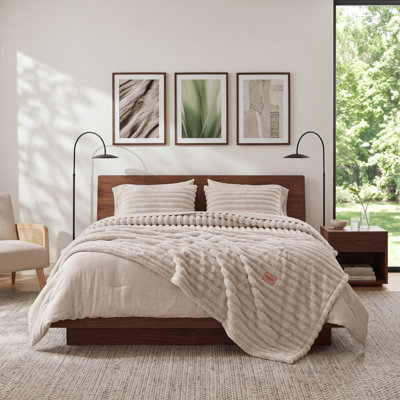 Bedsure Oversized Queen 2-in-1 Comforter Set with Detachable Fluffy Blanket – Beige SnapTech Design Bed-in-a-bag, All-Season Bedding Set(Set of 6)