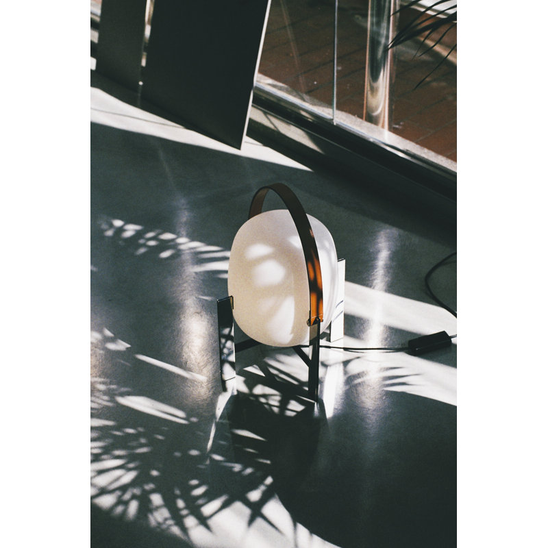 Metal Globe Lamp
