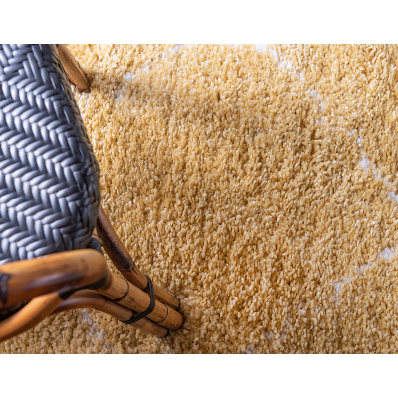 Tapis jaune à poils longs Danita Rabat, Rond 5 pi 1 po
