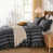 Black/Grey Striped est en rupture de stock